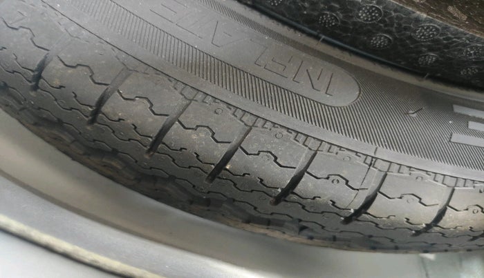 2024 Mahindra XUV 3XO AX5 1.5 Turbo Diesel Autoshift Plus, Diesel, Automatic, 43,937 km, tyre