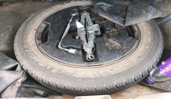 2018 Maruti Vitara Brezza LDI (O), Diesel, Manual, 1,04,290 km, tyre