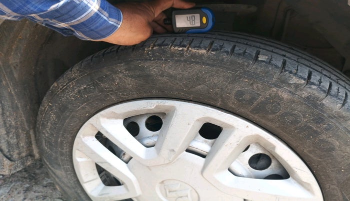 2018 Maruti Vitara Brezza LDI (O), Diesel, Manual, 1,04,290 km, tyre