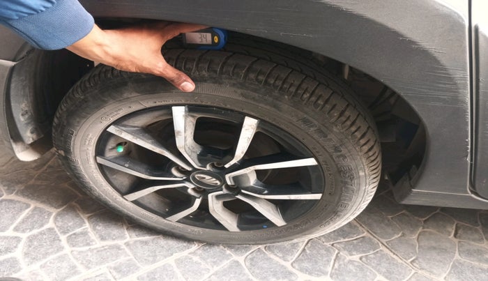 2018 Mahindra KUV 100 NXT K8 P 6 STR, Petrol, Manual, 20,764 km, tyre