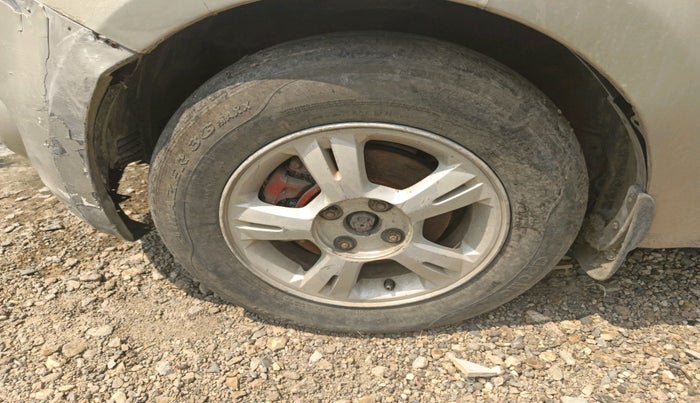 2009 Hyundai i20 ASTA 1.2, Petrol, Manual, 1,22,885 km, tyre