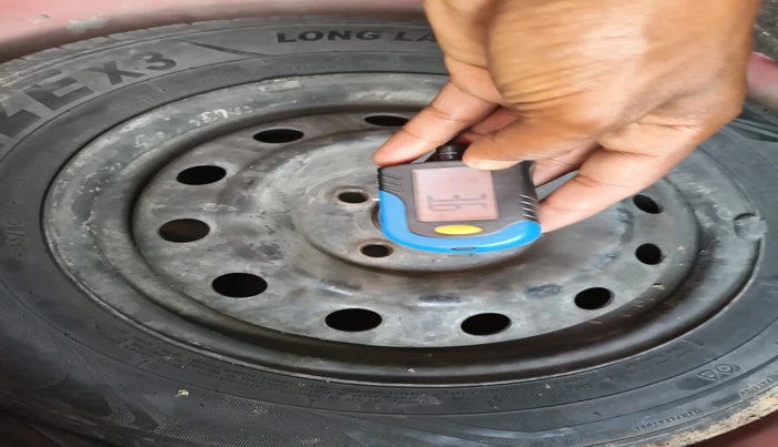 2019 Maruti Swift VDI, Diesel, Manual, 71,576 km, tyre