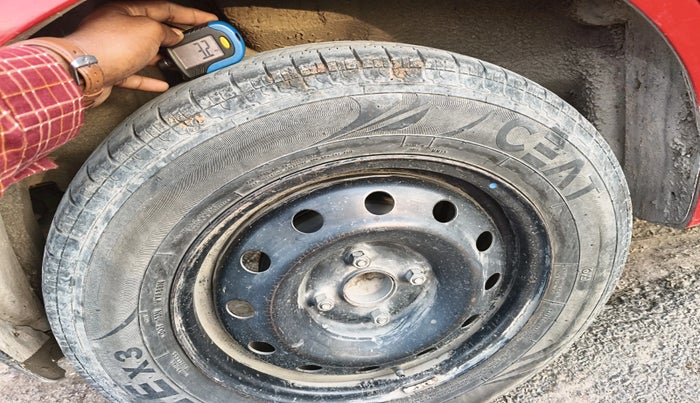 2019 Maruti Swift VDI, Diesel, Manual, 71,576 km, tyre