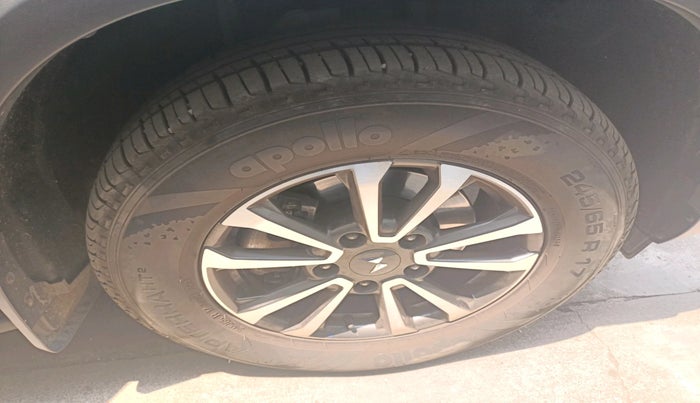 2024 Mahindra SCORPIO-N Z8 Select Diesel AT 2WD, Diesel, Automatic, 18,274 km, tyre