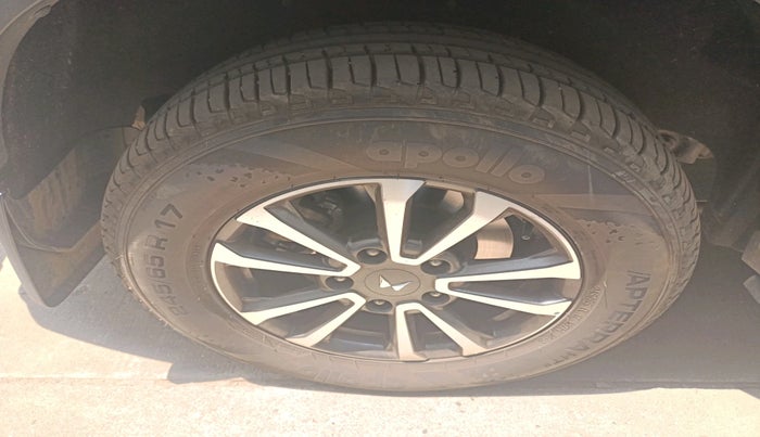 2024 Mahindra SCORPIO-N Z8 Select Diesel AT 2WD, Diesel, Automatic, 18,274 km, tyre