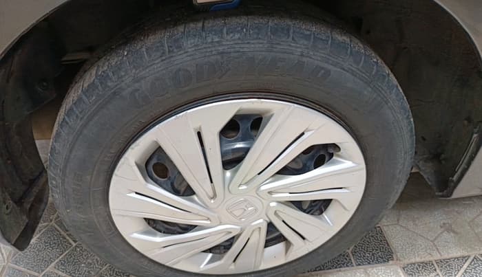 2017 Honda City 1.5L I-VTEC SV, Petrol, Manual, 53,894 km, tyre