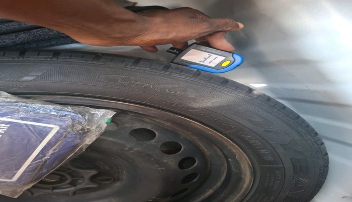 2016 Hyundai Grand i10 SPORTZ 1.2 KAPPA VTVT, Petrol, Manual, 68,868 km, tyre