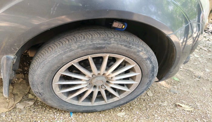 2011 Ford Figo EXI 1.4 DIESEL, Diesel, Manual, 98,610 km, tyre