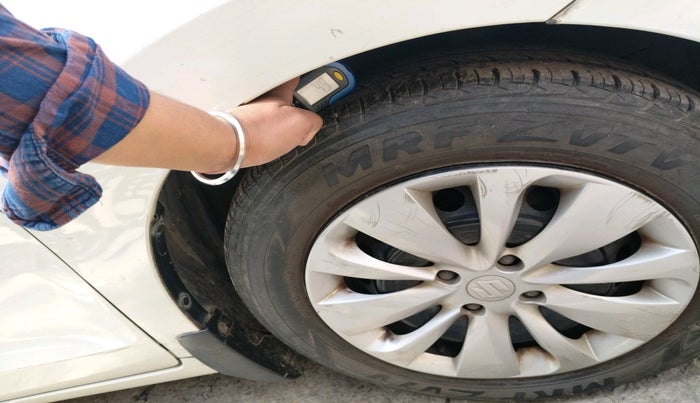 2017 Maruti Baleno DELTA PETROL 1.2, Petrol, Manual, 32,811 km, tyre