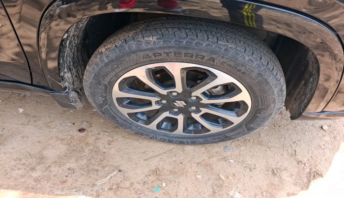 2023 Maruti Grand Vitara ZETA CNG, CNG, Manual, 56,467 km, tyre