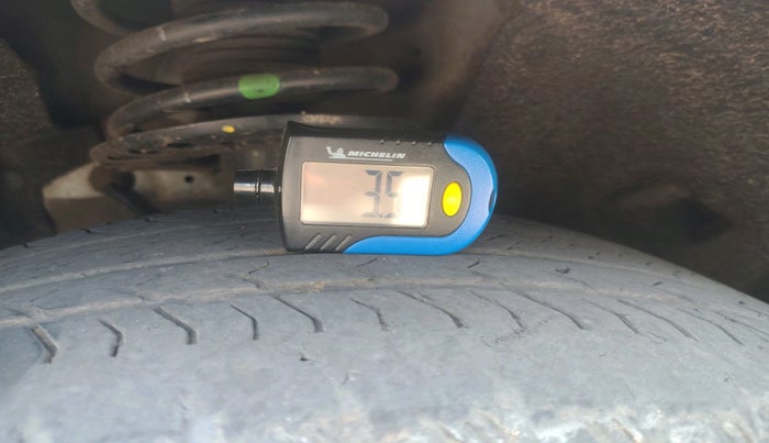 2023 Mahindra XUV700 AX 7 LUXURY D MT 7 STR, Diesel, Manual, 46,609 km, tyre