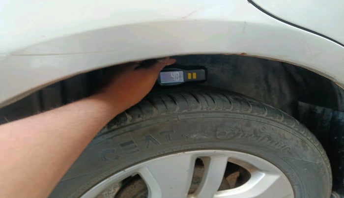 2012 Maruti Swift Dzire ZDI, Diesel, Manual, 1,52,745 km, tyre