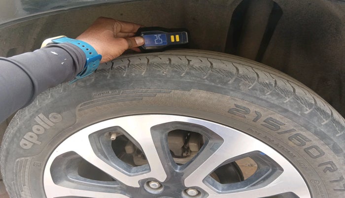 2022 Maruti Grand Vitara ALPHA PLUS HYBRID ECVT, Hybrid, Automatic, 1,04,845 km, tyre