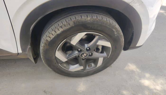 2020 Hyundai VENUE SX 1.0 (O) TURBO, Petrol, Manual, 62,484 km, tyre
