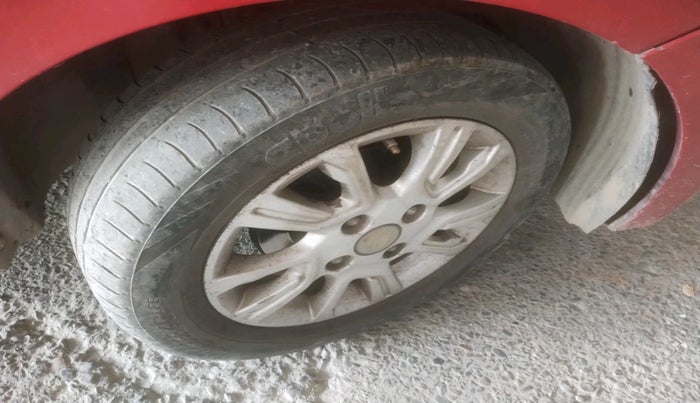 2017 Tata Tiago XZ PETROL, Petrol, Manual, 1,17,603 km, tyre