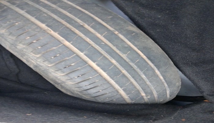 2020 Maruti New Wagon-R LXI CNG (O) 1.0, CNG, Manual, 98,221 km, tyre