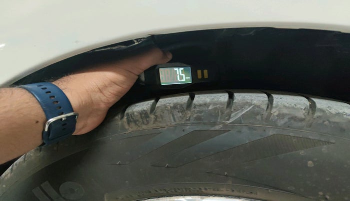 2016 Ford Ecosport TITANIUM 1.5L DIESEL, Diesel, Manual, 1,31,247 km, tyre