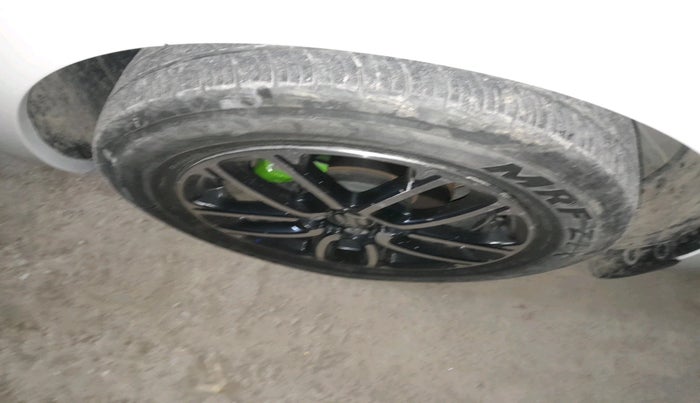 2017 Maruti Dzire VXI, Petrol, Manual, 58,723 km, tyre