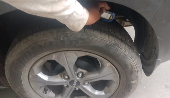 2021 KIA SELTOS HTK PLUS 1.5, Petrol, Manual, 85,000 km, tyre