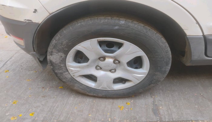 2016 Ford Ecosport AMBIENTE 1.5L PETROL, Petrol, Manual, 51,440 km, tyre