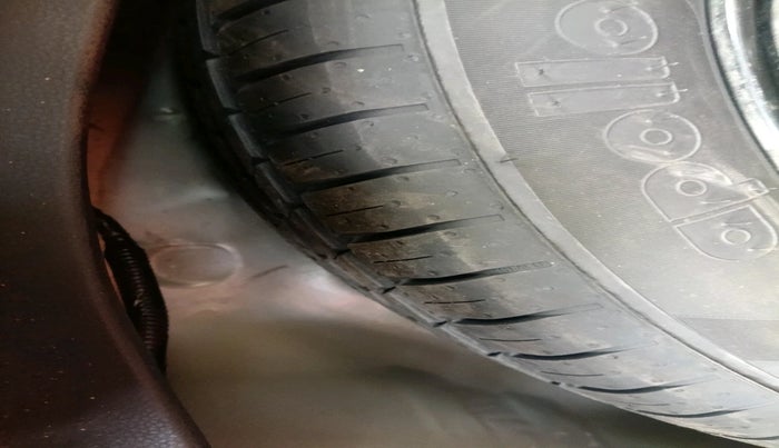 2021 Honda WR-V 1.5L I-DTEC VX MT, Diesel, Manual, 1,66,699 km, tyre