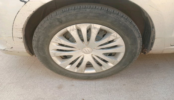 2013 Maruti Ertiga ZDI, Diesel, Manual, 1,25,481 km, tyre