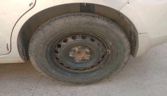 2013 Maruti Ertiga ZDI, Diesel, Manual, 1,25,481 km, tyre