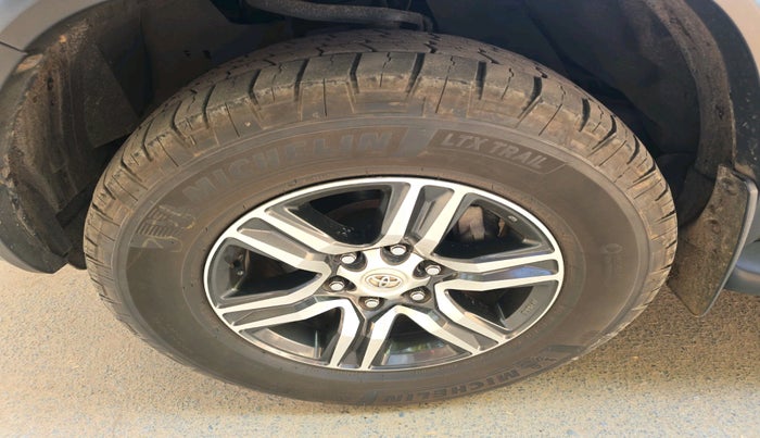 2021 Toyota Fortuner 4X2 AT 2.8 DIESEL, Diesel, Automatic, 95,983 km, tyre