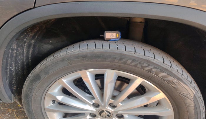 2023 Skoda Kodiaq L&K, Petrol, Automatic, 33,987 km, tyre