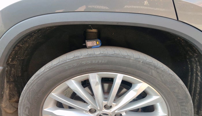 2023 Skoda Kodiaq L&K, Petrol, Automatic, 33,987 km, tyre