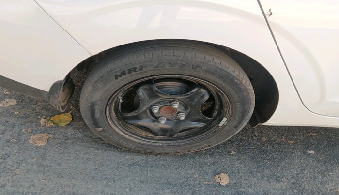 2023 Hyundai AURA S 1.2 CNG, CNG, Manual, 71,247 km, tyre