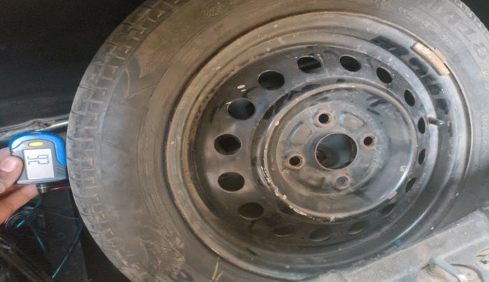 2013 Maruti Wagon R Stingray VXI, Petrol, Manual, 83,563 km, tyre