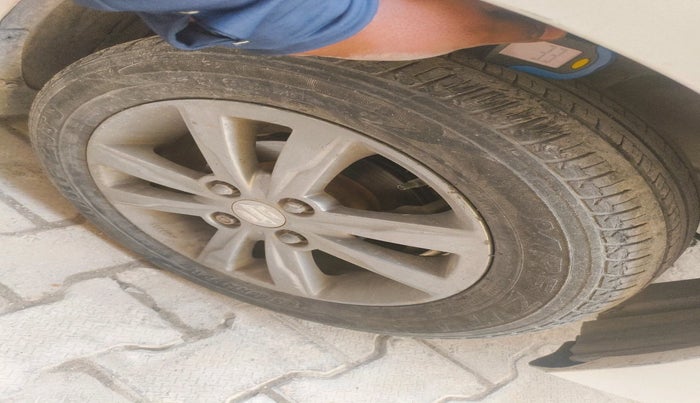 2013 Maruti Wagon R Stingray VXI, Petrol, Manual, 83,563 km, tyre