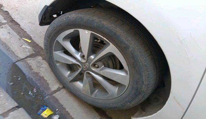 2017 Hyundai Elite i20 ASTA 1.4 CRDI, Diesel, Manual, 1,56,463 km, tyre