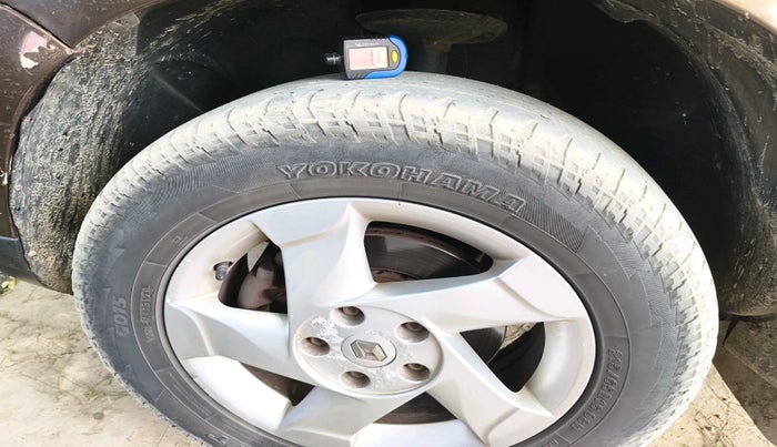 2015 Renault Duster 110 PS RXZ DIESEL, Diesel, Manual, 1,44,621 km, tyre