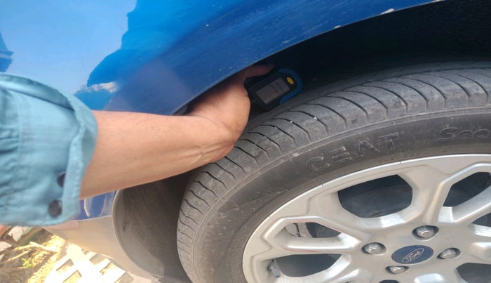 2017 Ford Ecosport TITANIUM+ 1.5L DIESEL, Diesel, Manual, 75,843 km, tyre