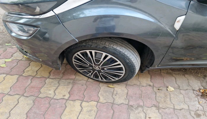 2024 Tata ALTROZ XM PLUS SUNROOF CNG, CNG, Manual, 33,011 km, tyre