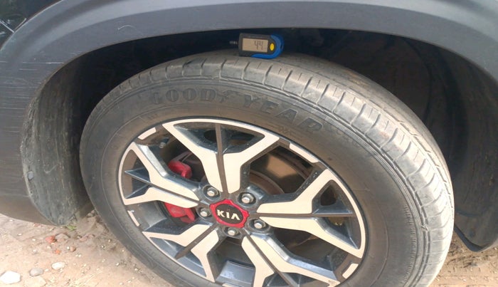 2020 KIA SELTOS GTX PLUS AT 1.5 DIESEL, Diesel, Automatic, 24,018 km, tyre