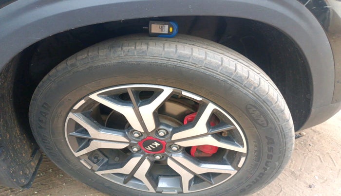 2020 KIA SELTOS GTX PLUS AT 1.5 DIESEL, Diesel, Automatic, 24,018 km, tyre