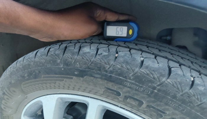 2025 Mahindra XUV400 EL Pro 39.4 KWH, Electric, Automatic, 3,448 km, tyre