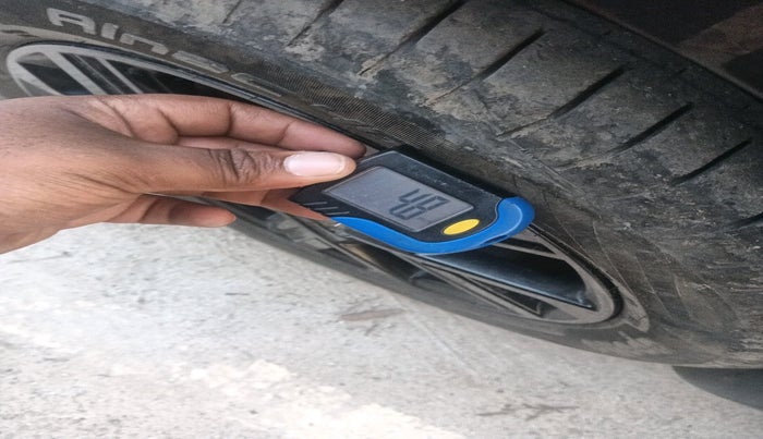 2023 Hyundai Verna SX (O) 1.5 TURBO PETROL MT, Petrol, Manual, 29,928 km, tyre