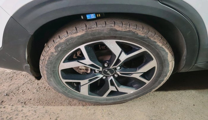 2025 KIA SELTOS  GTX PLUS 1.5 DIESEL AT, Diesel, Automatic, 48,552 km, tyre