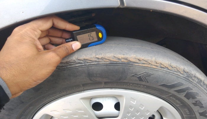 2023 Maruti Eeco 5 STR AC CNG, CNG, Manual, 59,450 km, tyre