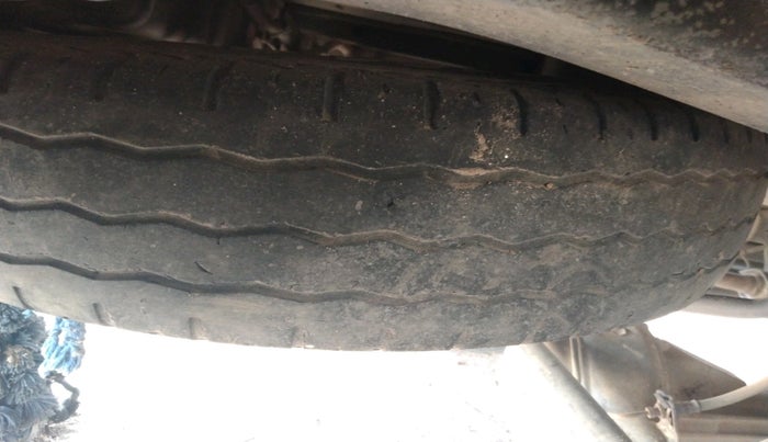 2023 Maruti Eeco 5 STR AC CNG, CNG, Manual, 59,450 km, tyre