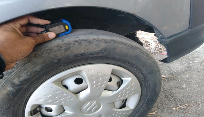 2023 Maruti Eeco 5 STR AC CNG, CNG, Manual, 59,450 km, tyre