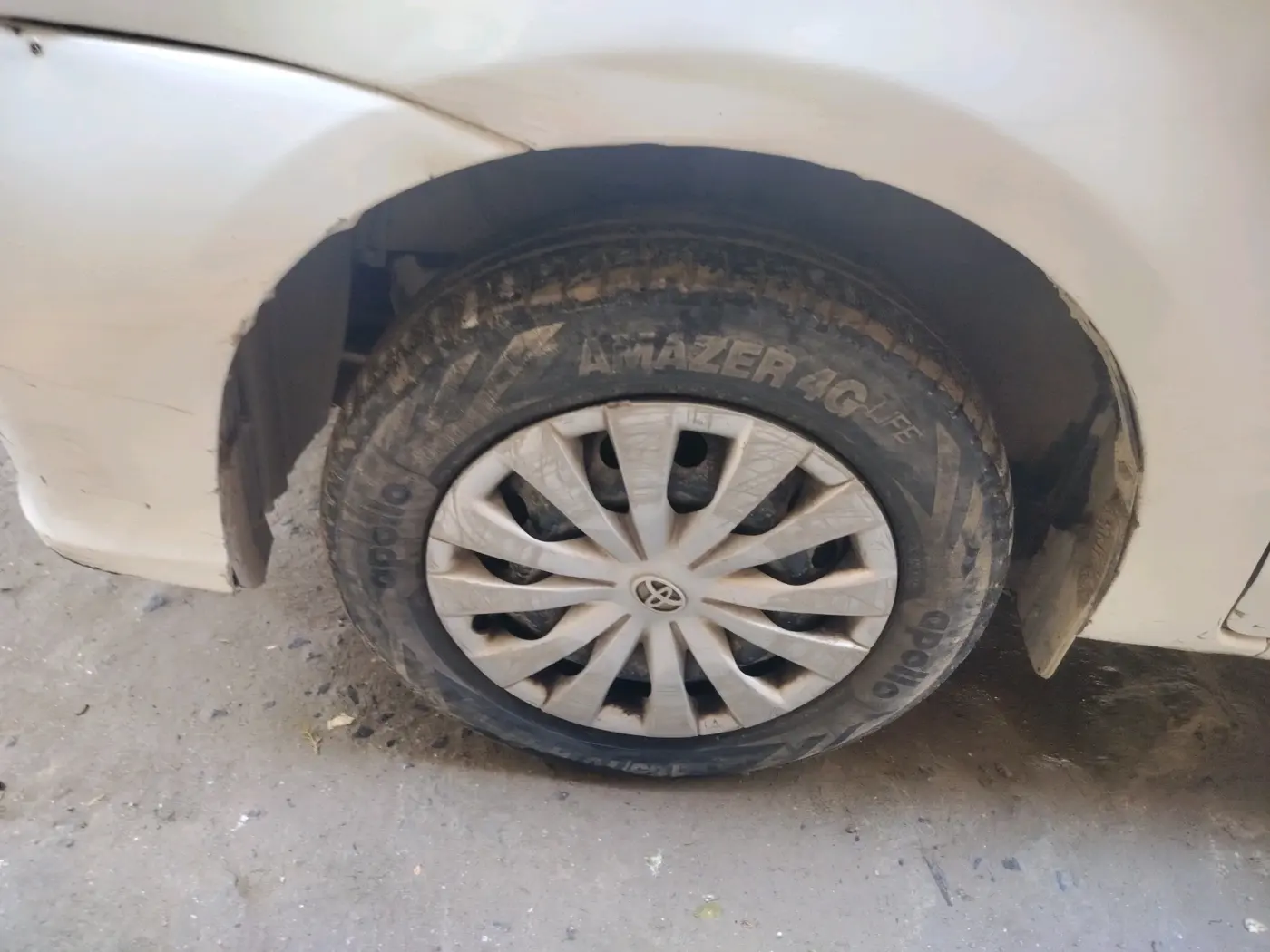 2016 Toyota Etios Liva GD, Diesel, Manual, 1,56,230 km, tyre
