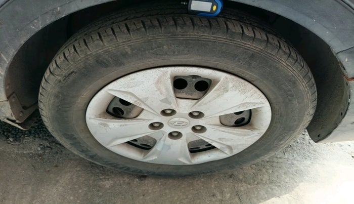 2016 Hyundai Creta BASE 1.6 PETROL, Petrol, Manual, 59,793 km, tyre