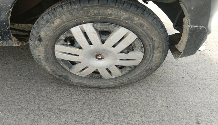 2021 Maruti Alto LXI CNG, CNG, Manual, 89,356 km, tyre