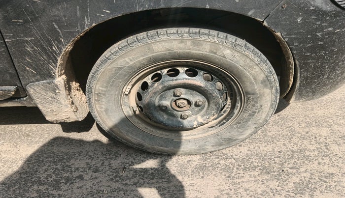 2021 Maruti Alto LXI CNG, CNG, Manual, 89,356 km, tyre