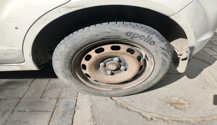 2013 Ford Figo ZXI 1.4 DIESEL, Diesel, Manual, 1,53,704 km, tyre